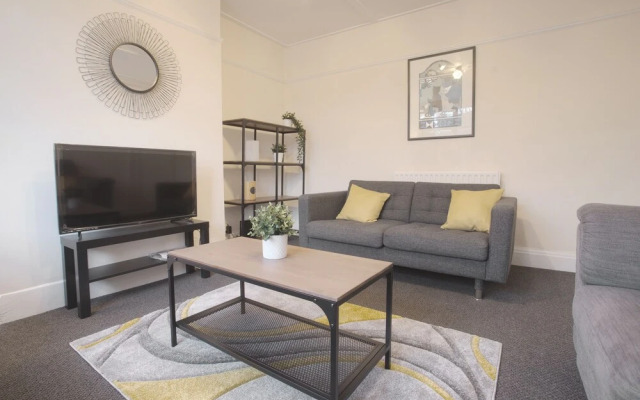 Short Stay Bristol - Druids Hill House