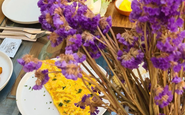 1870 Tas Konak Otel Sanat Sokagi