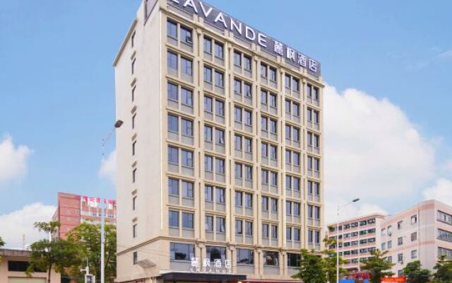Lavande Hotel (Guangzhou Jiahe Wanggang Metro Station)