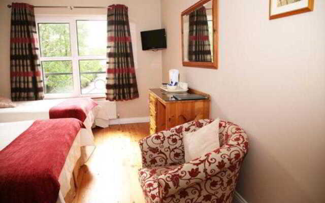 Macliam Lodge Guesthouse