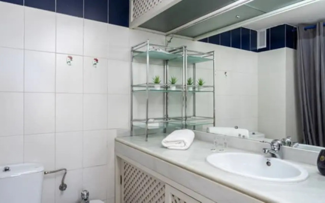 Apartment - 2 Bedrooms with WiFi and Sea views - 107883