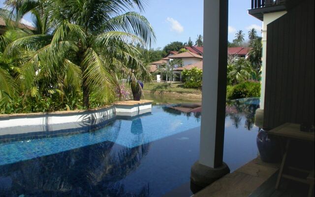 Surin Springs Villa 6 by PIPS