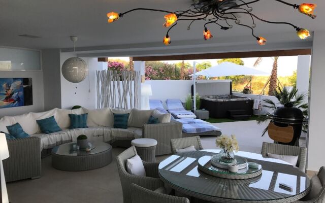 Luxury apartment near Estepona at Finca de Cortesin golf resort