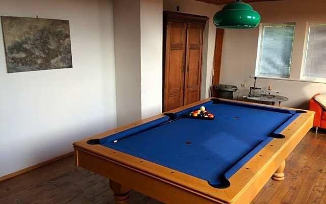 Holiday House Cervena Veza