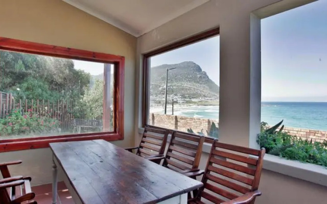 Holiday home Simons Town Lodge