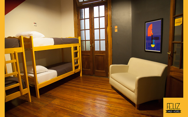 Feliz Haus Hostel
