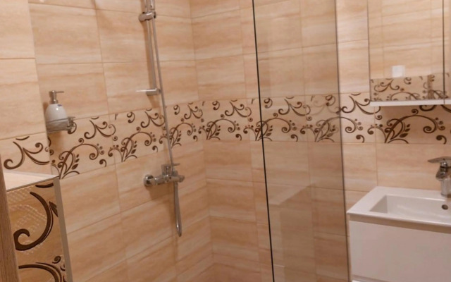 Апартхотел Б501.