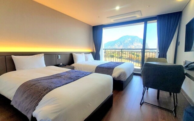Sanbangsan Hotel