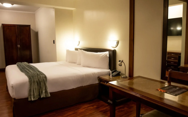 Parque del Lago Boutique Hotel