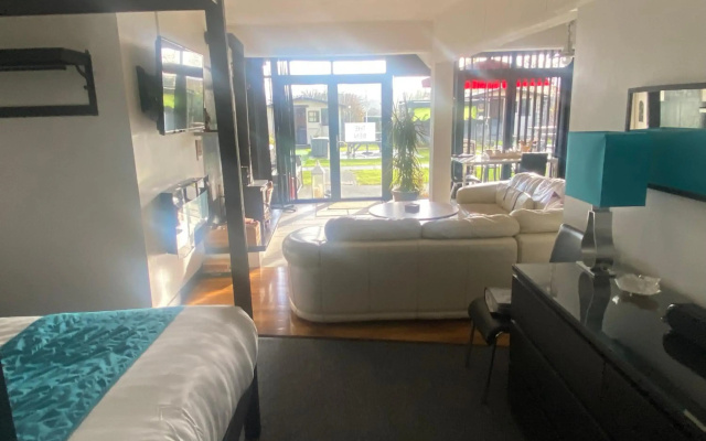 loch lomond apartments