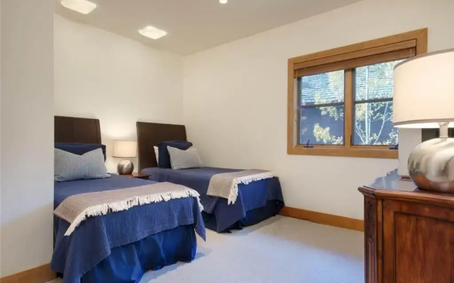 Granite Ridge Lodge