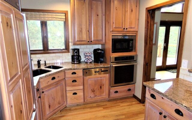 HSPL Wellington House 4 bedroom Deluxe