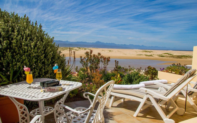 Milkwood Manor on Sea Hotel
