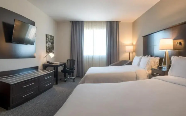 Holiday Inn Express & Suites Silao Aeropuerto - Terminal by IHG