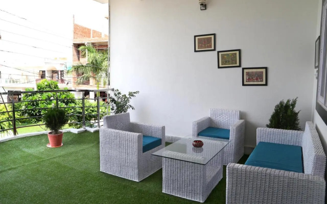 Tuk Tuk Homestay