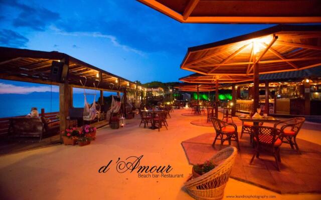 Del Mare Beach Hotel