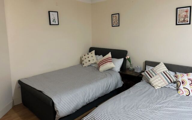 Acacia Wembley Stadium Serviced Apartment by Edens