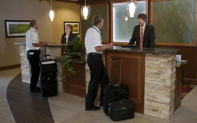 Hilton Garden Inn Milwaukee Airport