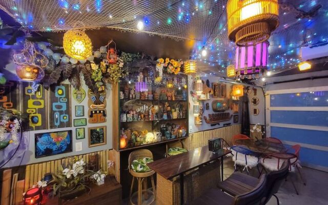 Demuth Park Desert Oasis - Pool - Tiki Room