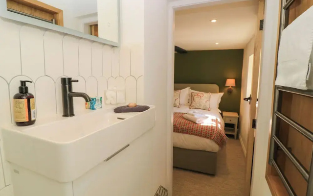 Broadway Cottage