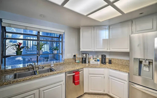 Cliffside Pacifica Hideaway: Unbeatable View!