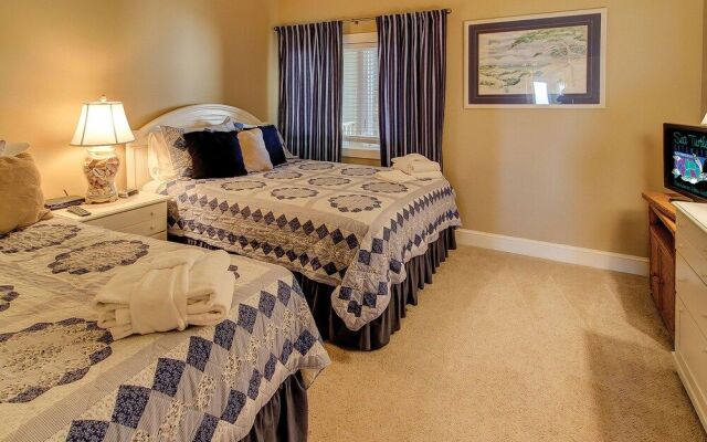 Shorewood 536 by RedAwning