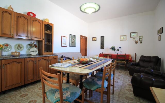 Lucia Spiaggia a due Passi