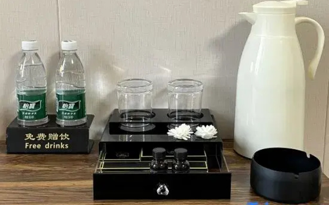 JIn xin Gloden Hotel
