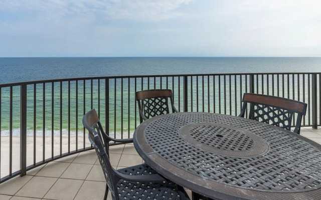 Phoenix Ix 1205 3 Bedroom Condo