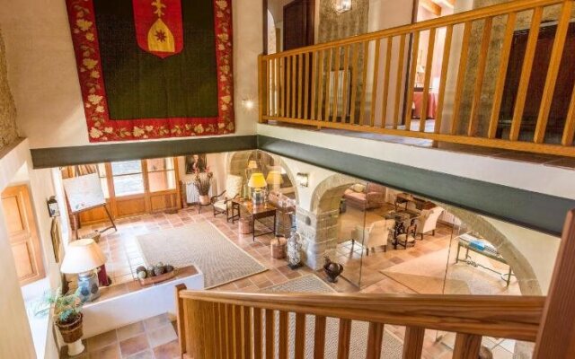 Residence by G Cas Comte