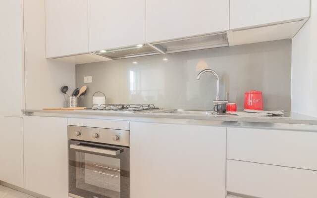 Sunset Flat Varenna Pino