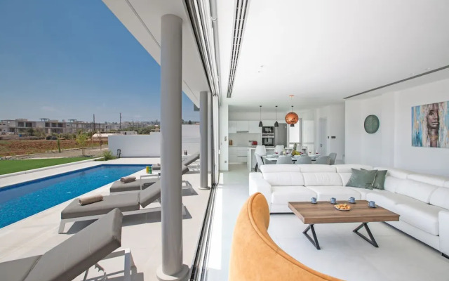 Protaras Holiday Villa Bp13