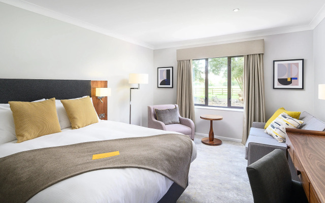 voco Oxford Spires by IHG