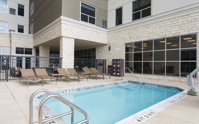 Hyatt House Austin/Downtown