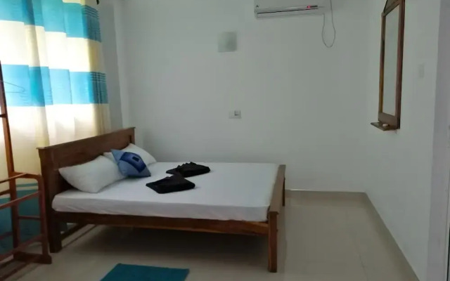 MacNara Traveller's Inn