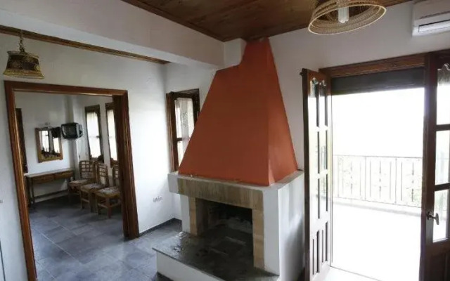 Guesthouse Rousis