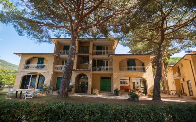 Residence Golfo Della Lacona