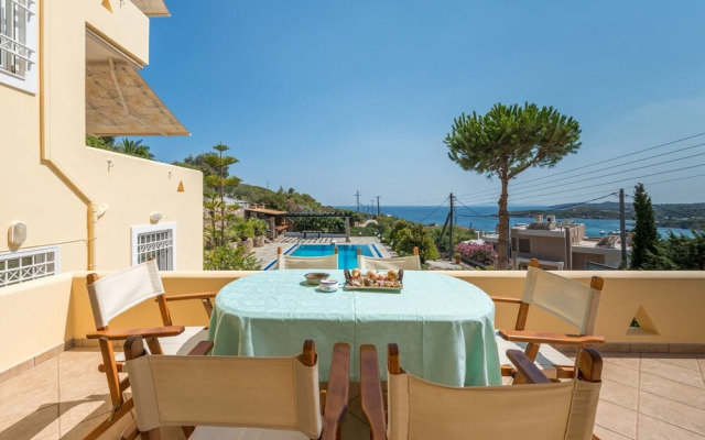 Villa Adamite