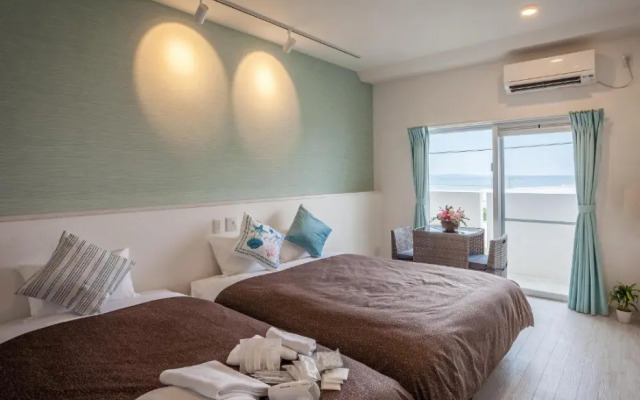 Kariyushi Condominium Resort Yonabaru SUNRIZE OCEAN