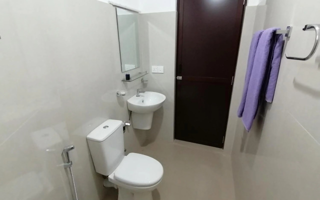 D & D Richmond by DEE DEE