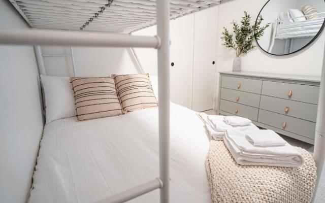 Q's Hideaway by Revelstoke Vacations