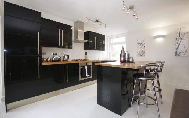 Berkshire Rooms - Wokingham