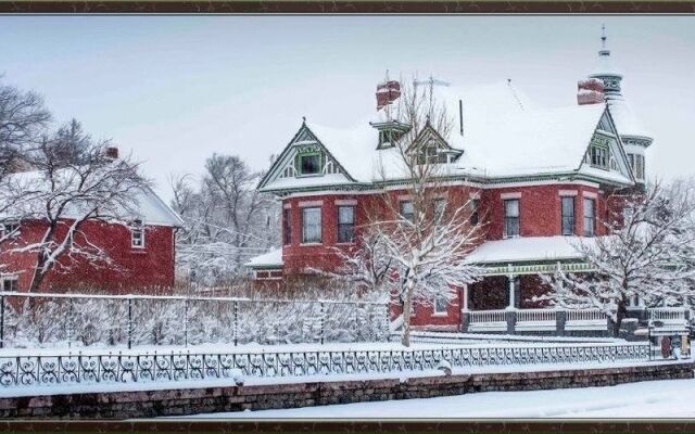 Ferris Mansion Bed & Breakfast