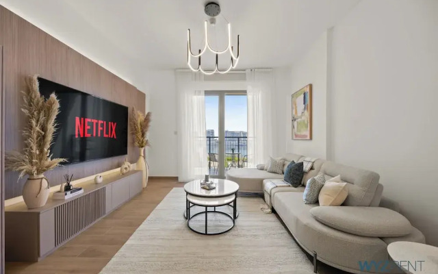 Boho Bayfront 1BR La Sirene Seaport View