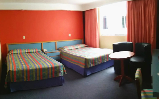 Segovia Regency Hotel