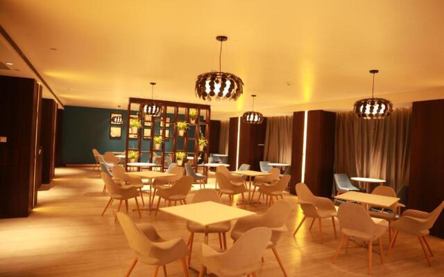 Metropolo Hangzhou Jinsha Lake