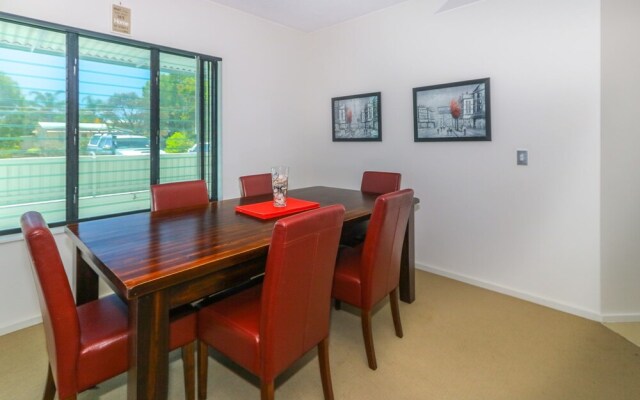Serenity 3 Bedroom Holiday Apartment