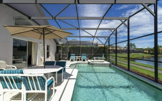 133 Beautiful Home With Lake View