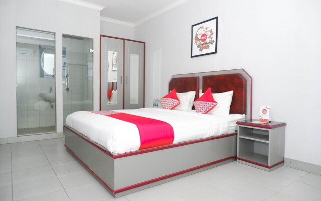 Executive Residence by OYO Rooms