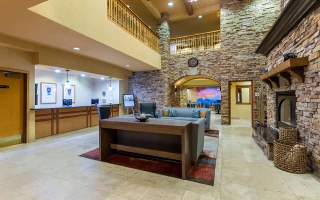 La Quinta Inn & Suites by Wyndham Vancouver